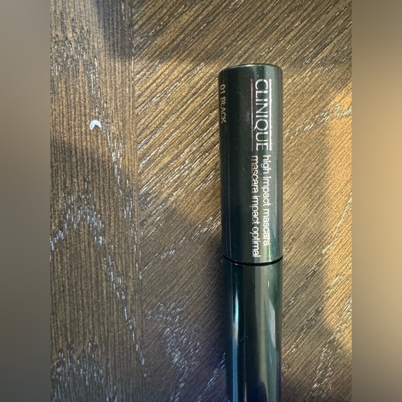 CLINIQUE 8 piece bundle travel set. NEW - Picture 7 of 9